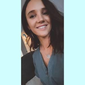 Meet your Posher, Hannah